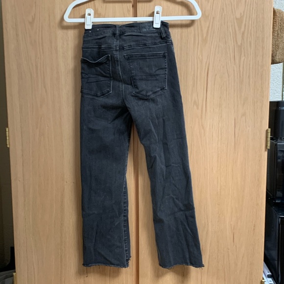 American Eagle Cropped Flare Jeans - Picture 7 of 9